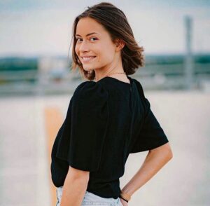 meet Ukrainian girls on CharmDate
