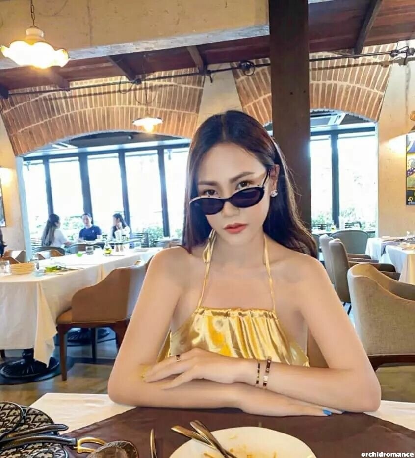 Honey Profile image 5