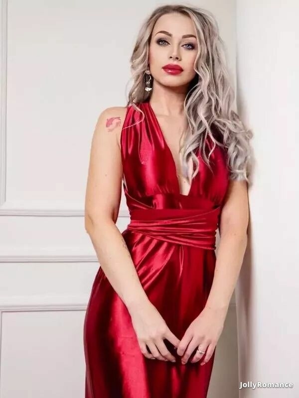 Larisa Profile image 2