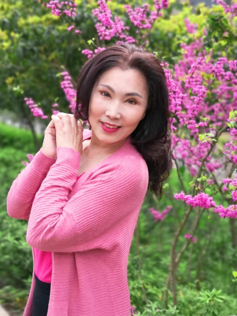 Lingfang Profile image 4