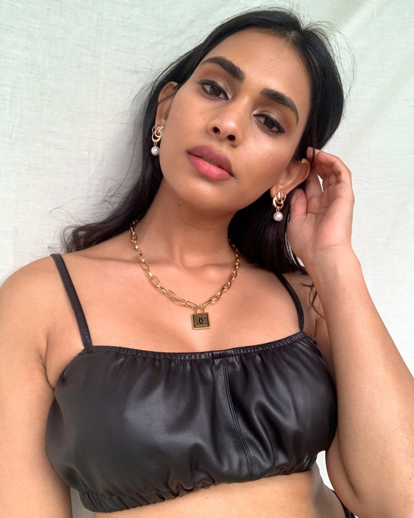 Evie Profile image 1